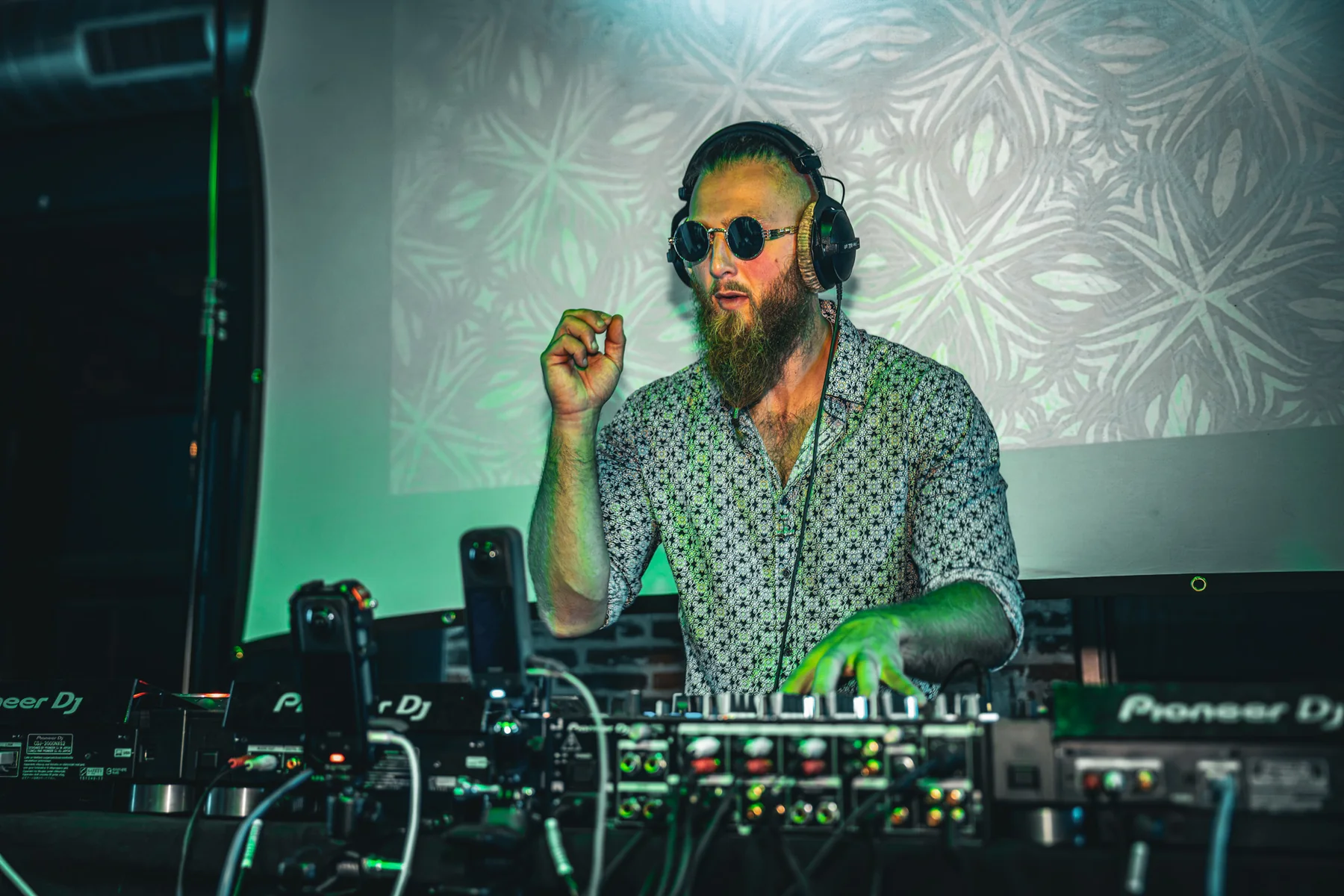 DJ performing at the EDM LANC August 22 show at The Lounge